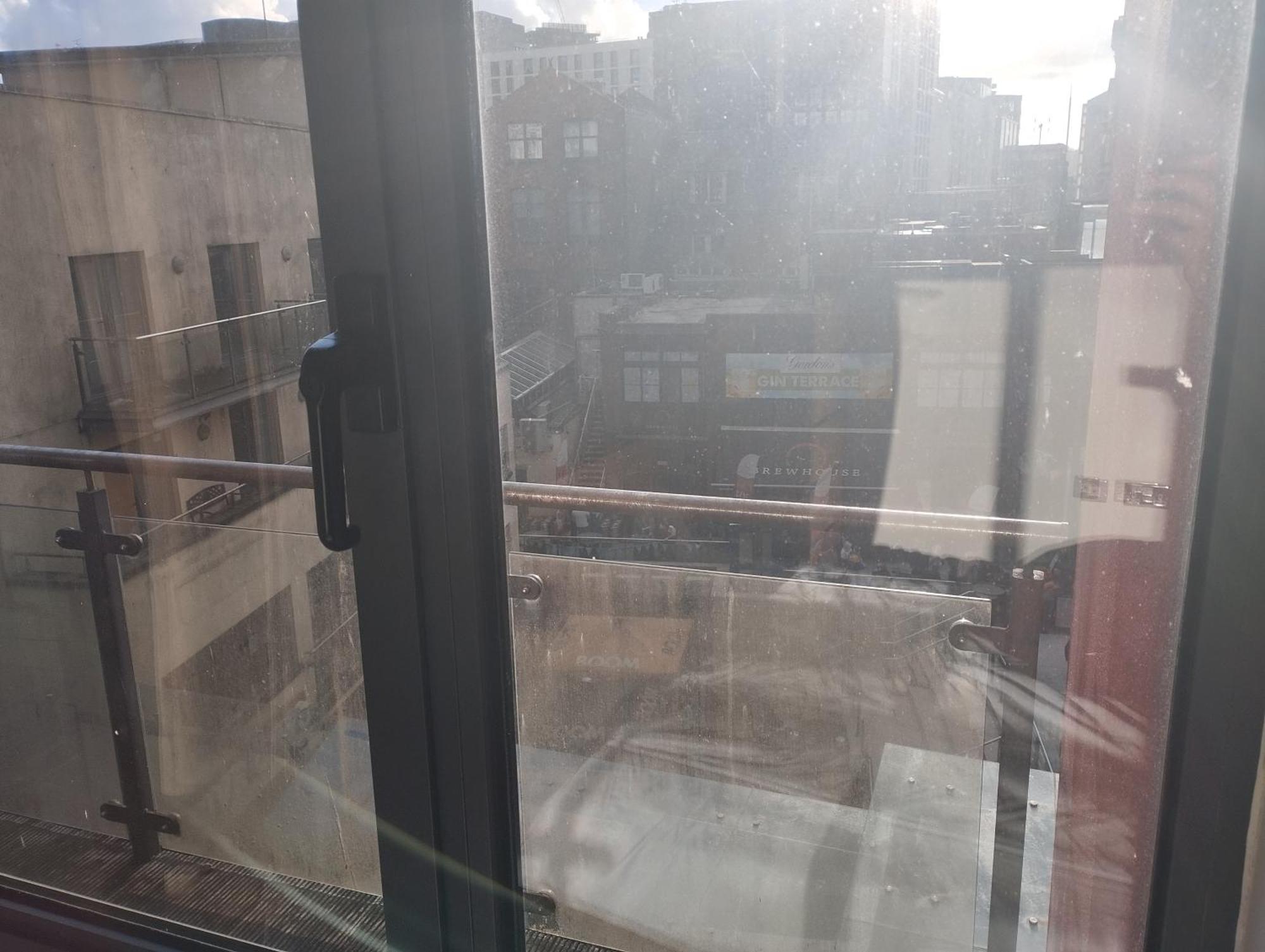 Room In Cardiff City Center - Swiftstay Buitenkant foto
