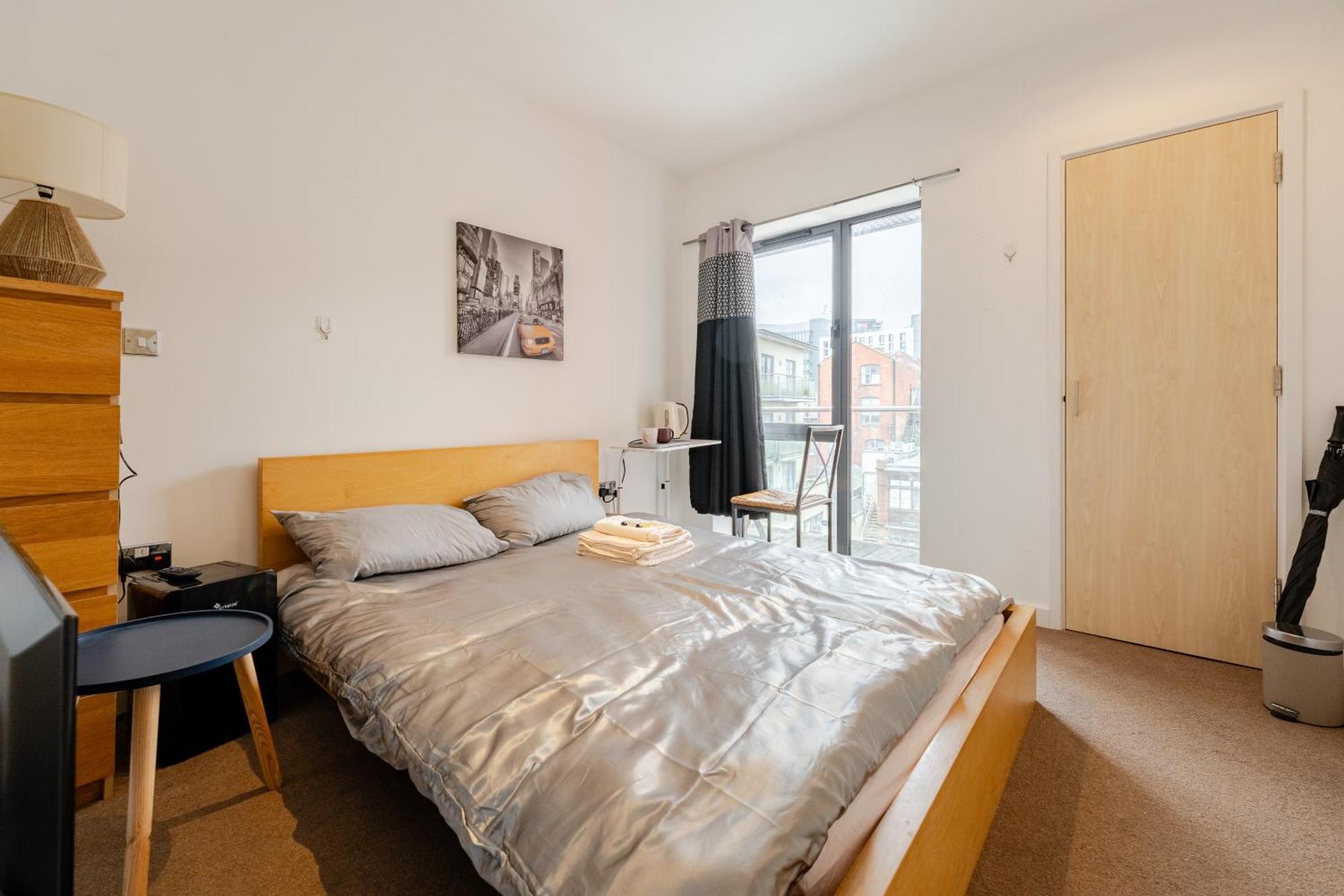 Room In Cardiff City Center - Swiftstay Buitenkant foto